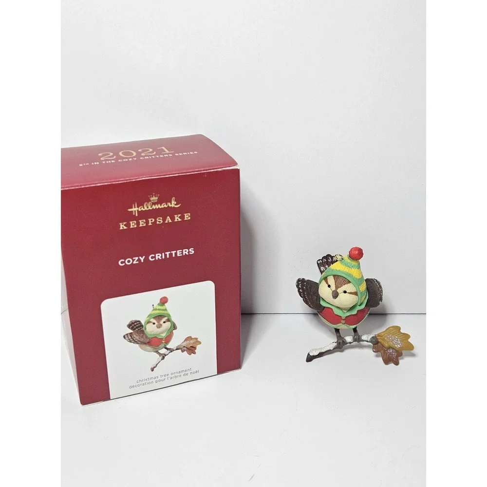 2021 Hallmark Keepsake Ornament Cozy Critters 5th In Series Bird Winter Hat Leaf